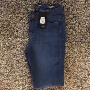 FASHION NOVA Classic mid rise skinny jeans SIZE 7.